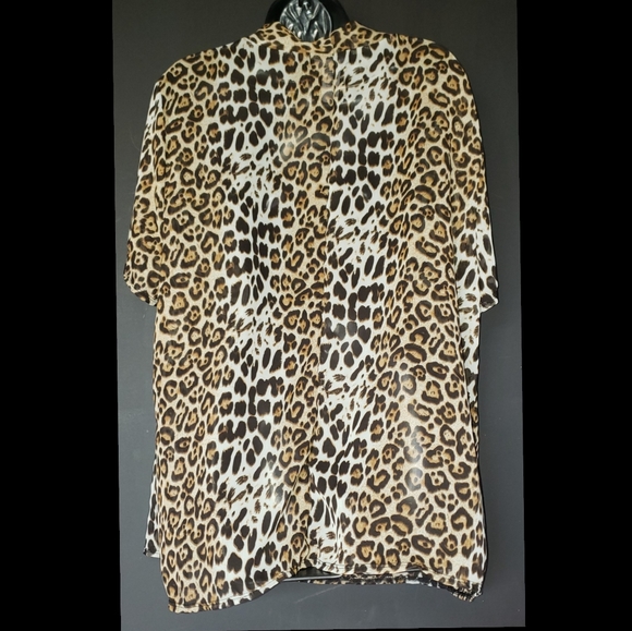 Plus Size Sheer Leopard Top - Picture 2 of 4